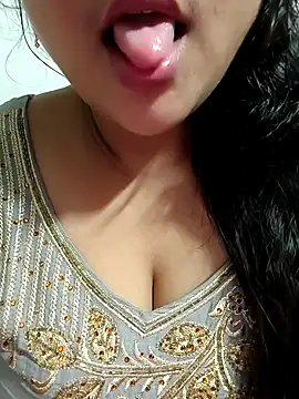 Winter XOXO online show from 9, 2, 2026