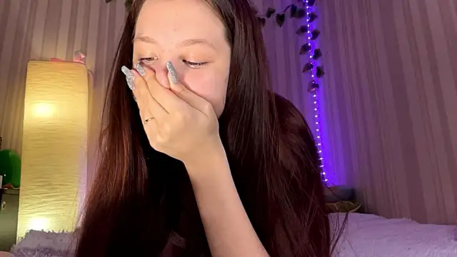 Snapshot of CutieSlim chatting on 10, 3, 2026 CutieSlim online show from 10, 3, 2026