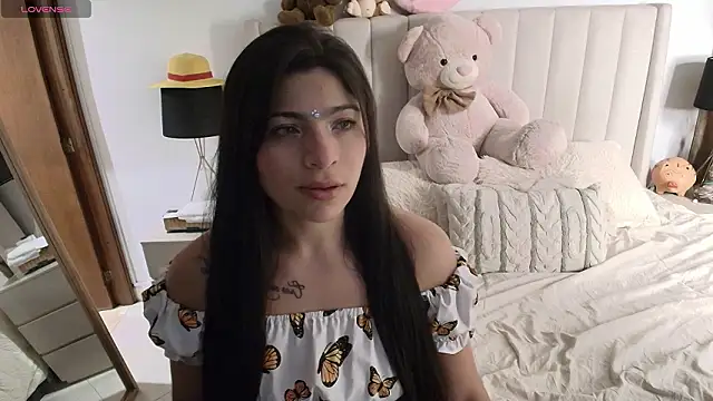 Snapshot of Emyii_ chatting on 12, 3, 2026 Emyii online show from 12, 3, 2026