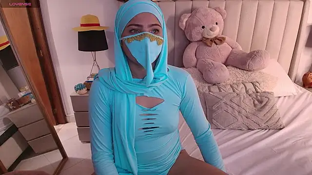 Snapshot of Emyii_ chatting on 29, 3, 2026 Emyii online show from 29, 3, 2026