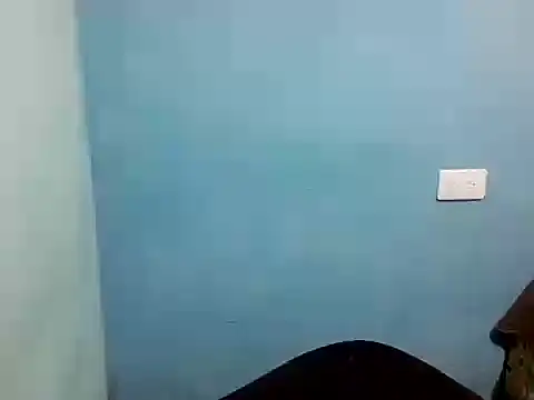 Snapshot of juliannn24 chatting on 16, 11, 2025 juliannn24 online show from 16, 11, 2025