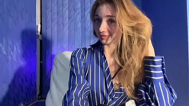 Jolienne online show from 25, 11, 2025