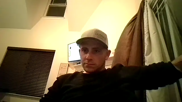 Snapshot of HungDave420 chatting on 17, 11, 2025 HungDave420 online show from 17, 11, 2025