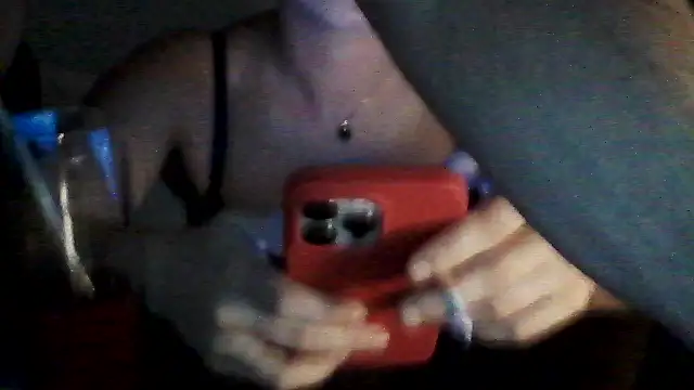 Snapshot of lucklad0169 chatting on 16, 11, 2025 lucklad0169 online show from 16, 11, 2025