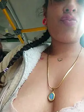 Moon Beautifull online show from 26, 11, 2025