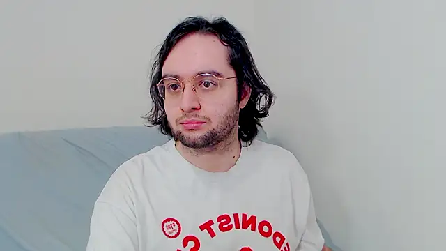 Snapshot of eren_jaeger2000 chatting on 6, 2, 2026 eren jaeger2000 online show from 6, 2, 2026