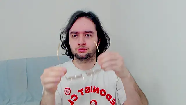 Snapshot of eren_jaeger2000 chatting on 7, 2, 2026 eren jaeger2000 online show from 7, 2, 2026