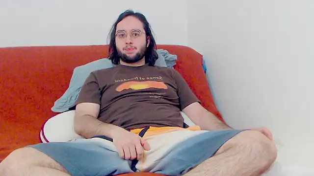 Snapshot of eren_jaeger2000 chatting on 6, 3, 2026 eren jaeger2000 online show from 6, 3, 2026