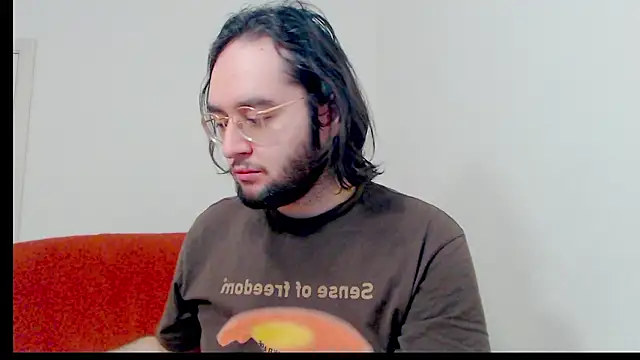 Snapshot of eren_jaeger2000 chatting on 12, 3, 2026 eren jaeger2000 online show from 12, 3, 2026