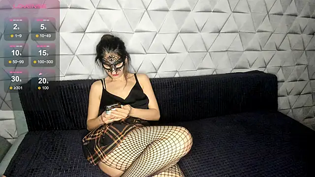 Snapshot of _henTaigiRl_ chatting on 29, 11, 2025 henTaigiRl online show from 29, 11, 2025