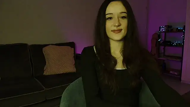 Tinybutt5368 online show from 31, 1, 2026