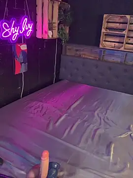 Snapshot of Shy-Ivy chatting on 22, 12, 2025 Shy-Ivy online show from 22, 12, 2025