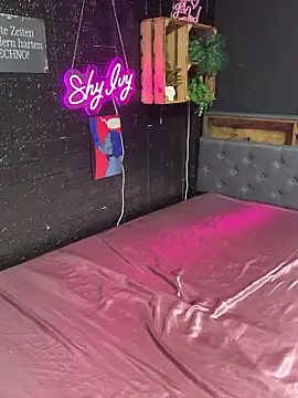 Snapshot of Shy-Ivy chatting on 14, 1, 2026 Shy-Ivy online show from 14, 1, 2026