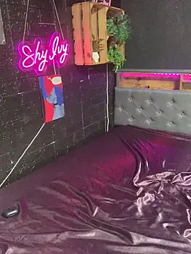 Snapshot of Shy-Ivy chatting on 7, 3, 2026 Shy-Ivy online show from 7, 3, 2026