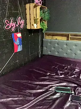 Snapshot of Shy-Ivy chatting on 10, 3, 2026 Shy-Ivy online show from 10, 3, 2026