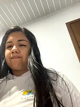 Adriana 27 online show from 19, 11, 2025