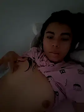 Snapshot of gatasexi1111 chatting on 24, 11, 2025 gatasexi1111 online show from 24, 11, 2025