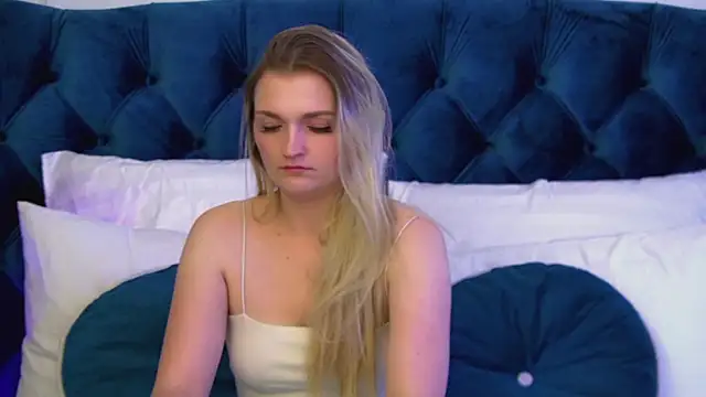 AnnyRaii online show from 17, 2, 2026