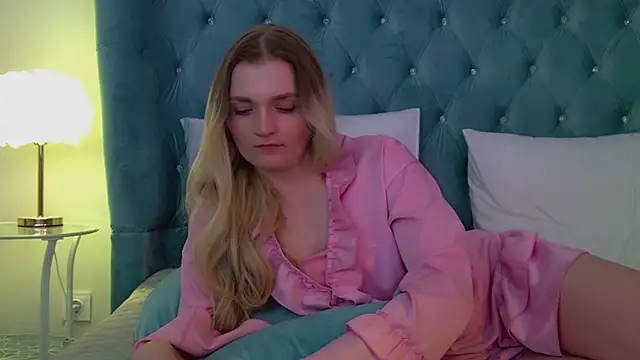 AnnyRaii online show from 15, 3, 2026