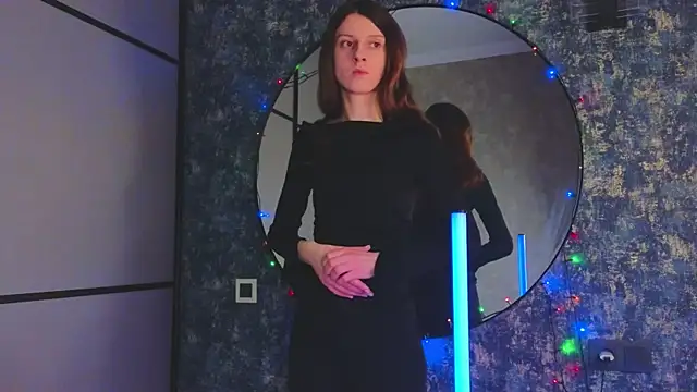 VelvetNyxen online show from 21, 12, 2025