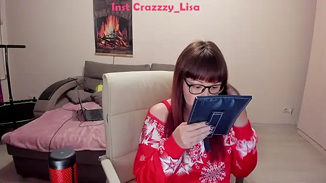 Snapshot of Foxy-lady chatting on 2, 12, 2024 Foxy-lady online show from 2, 12, 2024