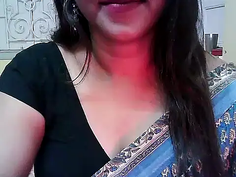 Snapshot of Cute_Neeharika chatting on 15, 12, 2025 Cute Neeharika online show from 15, 12, 2025