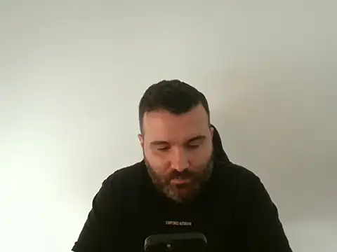 Yasinozturk3232 online show from 20, 11, 2025