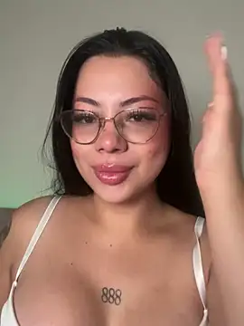 Megan Ivy online show from 7, 1, 2026