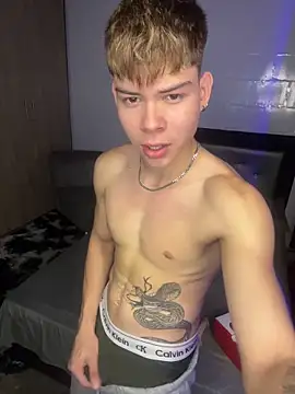 Snapshot of Handsome_boys69 chatting on 21, 3, 2026 Handsome boys69 online show from 21, 3, 2026