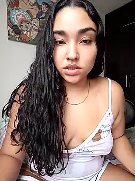 Tinablakee  online show from 28, 11, 2025