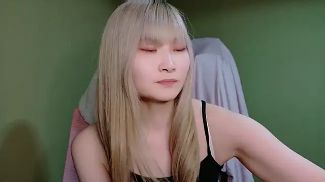 Snapshot of miyu0003 chatting on 8, 3, 2026 miyu0003 online show from 8, 3, 2026