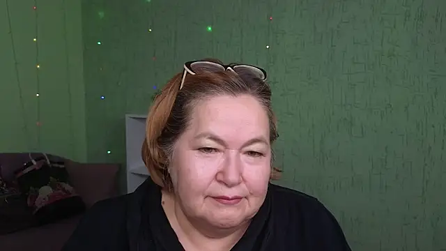 Snapshot of Nola_Nektar chatting on 19, 11, 2025 Nola Nektar online show from 19, 11, 2025