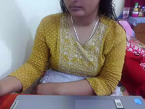 Snapshot of TwinRose2000 chatting on 22, 2, 2026 TwinRose2000 online show from 22, 2, 2026