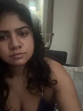 TiaBella  online show from 23, 2, 2026