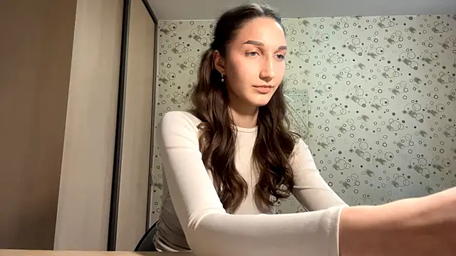 LeighannMallinak online show from 24, 11, 2025