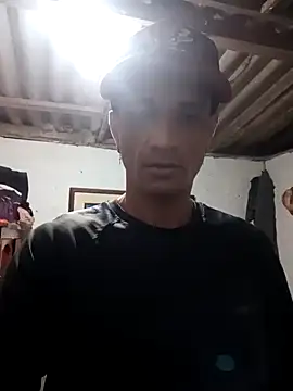 Carloszm20cm-33 online show from 25, 11, 2025