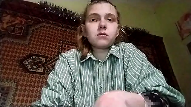 KikiBang online show from 21, 12, 2025