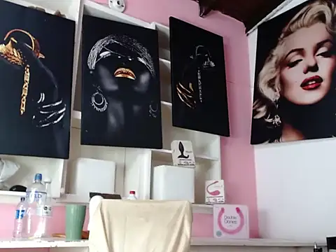 crissex3 online show from 17, 2, 2026