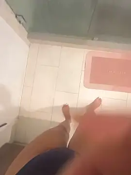 Snapshot of Maia0823 chatting on 19, 11, 2025 Maia0823 online show from 19, 11, 2025