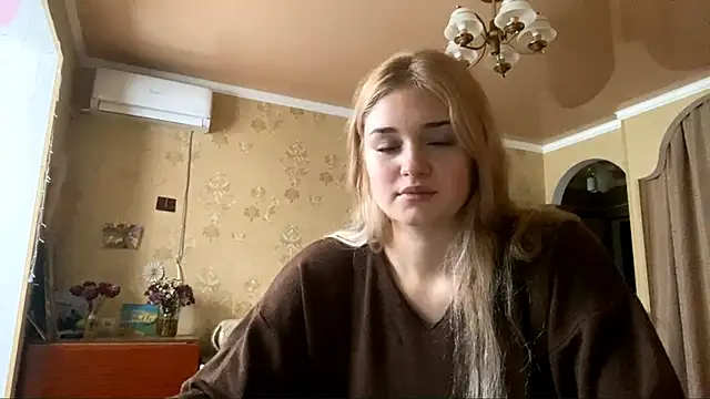 Malley Saunds online show from 4, 12, 2025