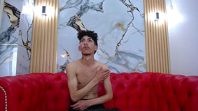 Snapshot of Berlin_Torres chatting on 27, 11, 2025 Berlin Torres online show from 27, 11, 2025