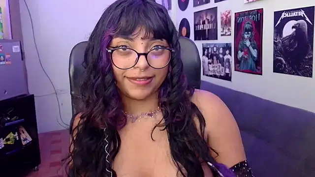 kirmmy kitty online show from 24, 11, 2025