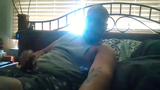 BigriskDaddy92 online show from 5, 12, 2025