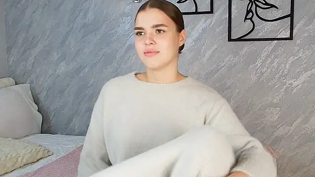 Snapshot of StephaniRoger chatting on 21, 11, 2025 StephaniRoger online show from 21, 11, 2025