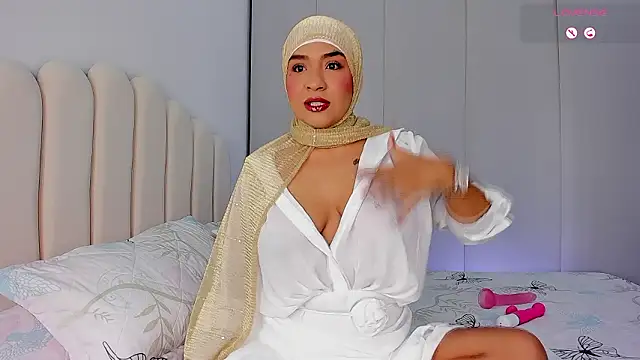 Amira-Zahra online show from 2, 2, 2026