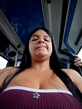 Snapshot of Layla-daring chatting on 16, 3, 2026 Layla-daring online show from 16, 3, 2026