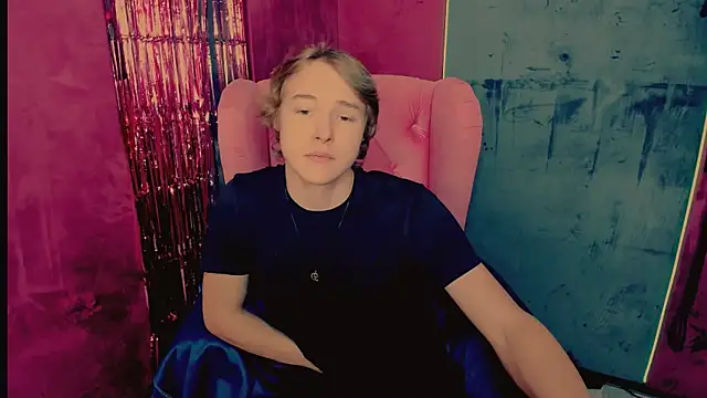 DonaldWoon online show from 17, 12, 2025