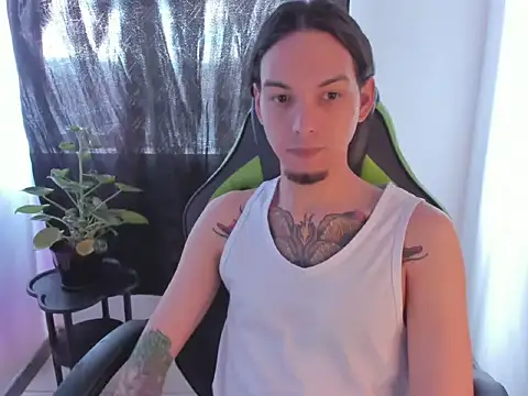 Snapshot of alessandro_garcia chatting on 25, 11, 2025 alessandro garcia online show from 25, 11, 2025