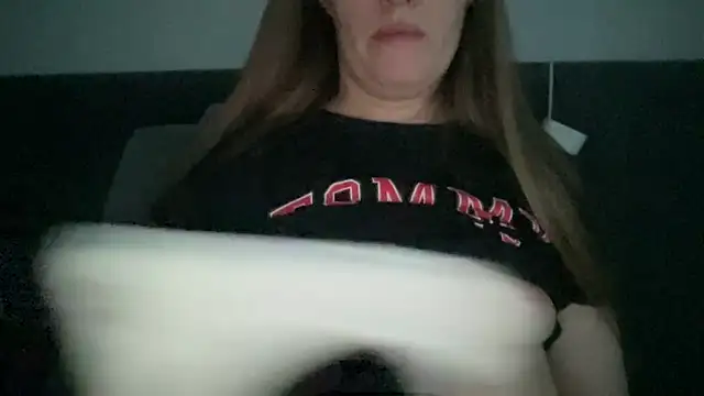 alisa kitcat online show from 15, 12, 2025