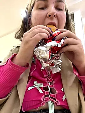 Snapshot of Burlesk_Katerina chatting on 21, 11, 2025 Burlesk Katerina online show from 21, 11, 2025